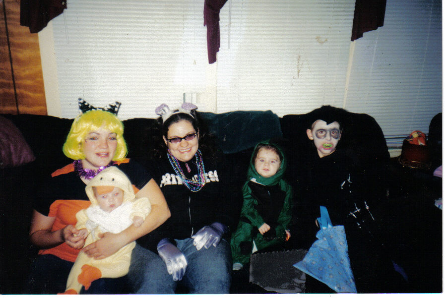 holloweenpicskids.jpg
